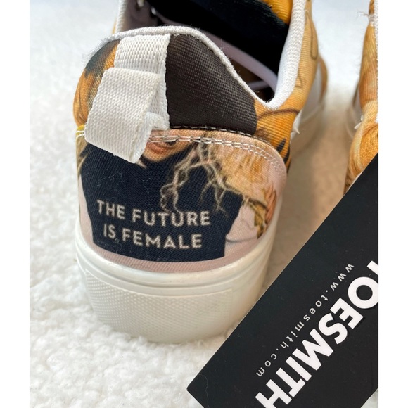 (NWT) TOESMITH • Custom Madame Gandhi Bad Habits Lace-Up Sneakers - Picture 13 of 16